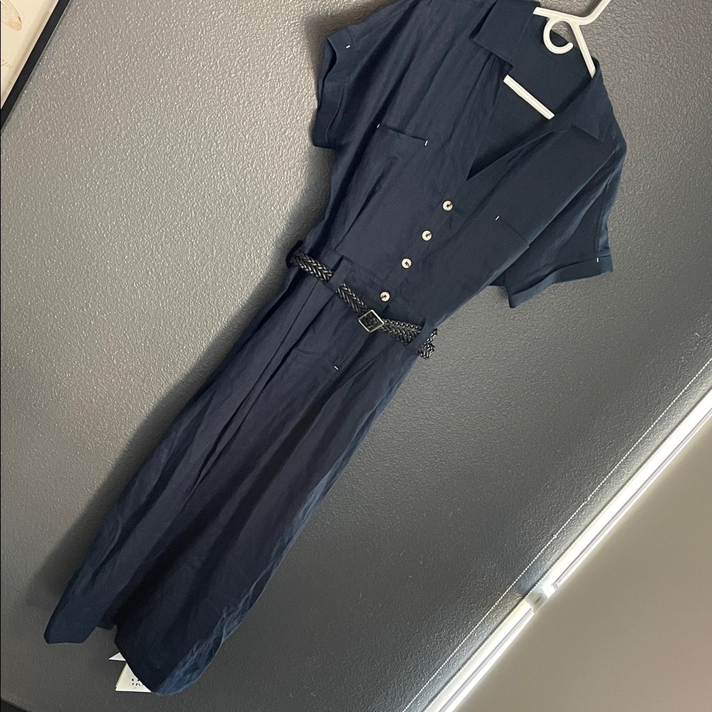 Max Simple Navy Linen Dress . NEW with Tags . Size Large